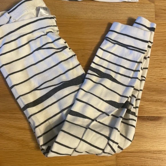 Toddler Kids Halloween Pajama and book bedtime Bundle, 4 pcs, size 3T - Picture 3 of 11